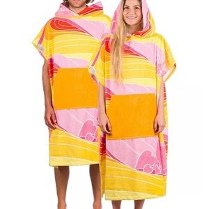 COPY - LEUS CARISSA MOORE ORIGINAL ECO SURF  Poncho towel